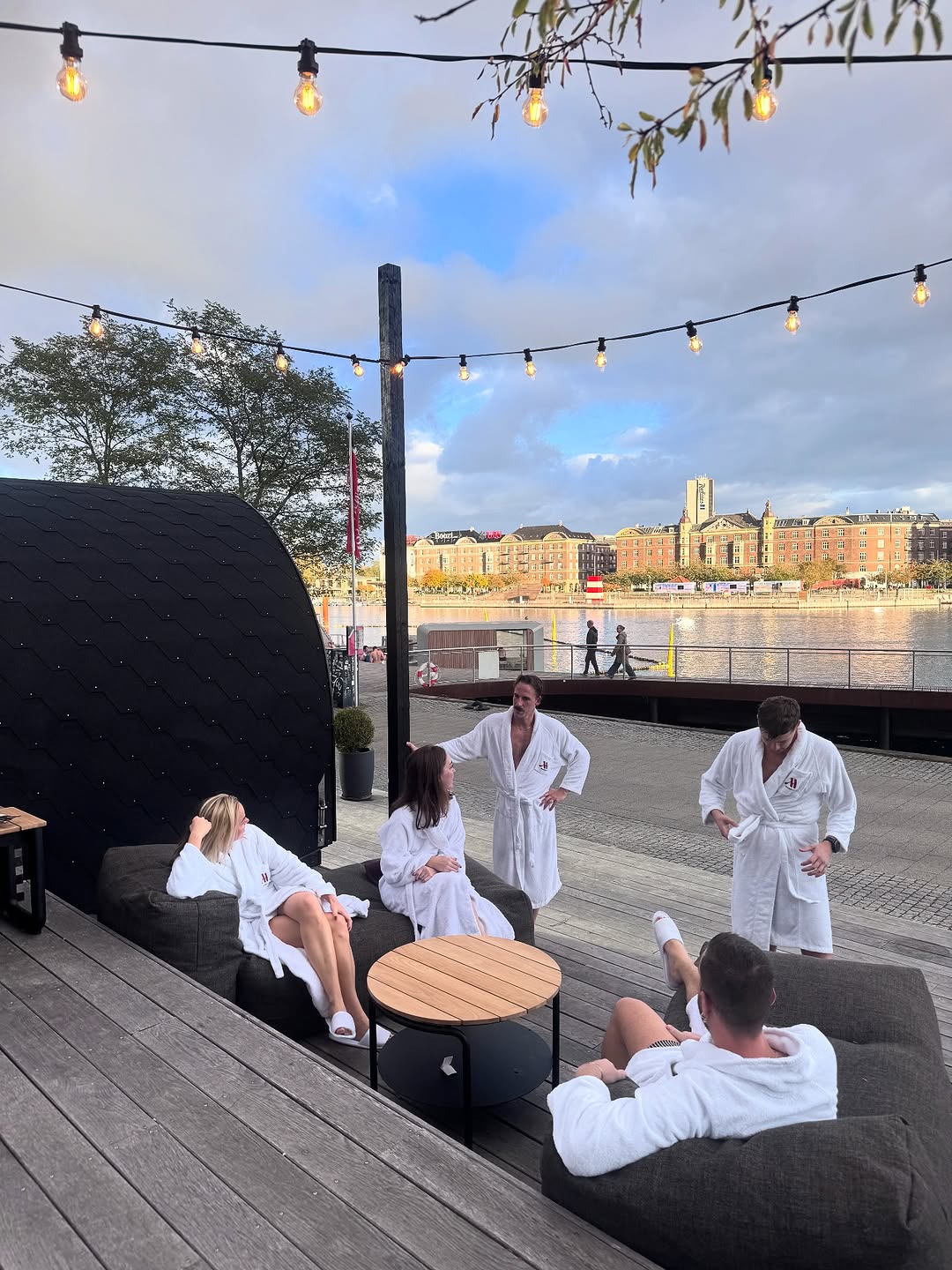 SACKit | Deens design - Hoogwaardige meubels en lampen