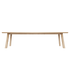 sackit eikenhouten eettafel met verfijnde facetten en slanke schuine poten in een tijdloos Scandinavisch ontwerp