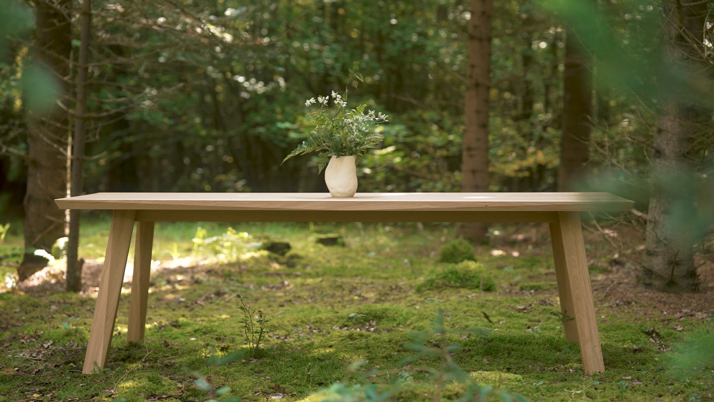 Edge Dining Table - 240x100 cm - Eiken eettafel