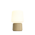 Draadloze tafellamp met zachte witte lampenkap en houten voet van sackit voor sfeervolle binnenverlichting in een modern interieur