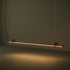 Ease 180 hanglamp boven de eettafel in zwart van sackit in een Scandinavisch interieur