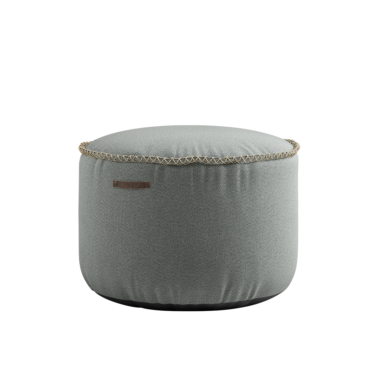Ronde grijze Cura poef van sackit met zachte geweven bekleding en contrasterende decoratieve stiknaad voor comfortabel gebruik als voetenbankje