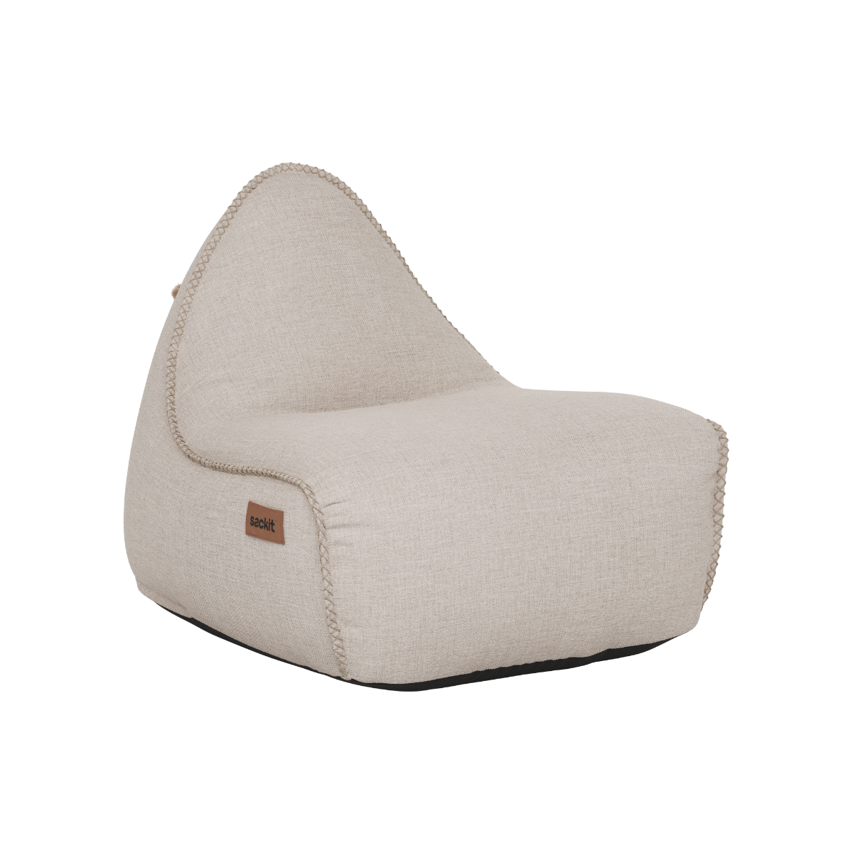 Lichtgrijze lounge zitzak van sackit met hoge rugleuning en decoratieve contrasterende stiksels voor comfortabel binnen en buiten ontspannen