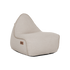 Lichtgrijze lounge zitzak van sackit met hoge rugleuning en decoratieve contrasterende stiksels voor comfortabel binnen en buiten ontspannen