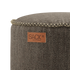 Close-up van een taupekleurige Cobana poef van sackit met stevige geweven bekleding een gevlochten rand en zichtbaar leren logo voor binnen en buiten.