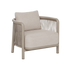 Beige Kirra loungestoel van sackit met zacht kussen en gevlochten rugleuning voor een stijlvolle moderne buitenruimte ontworpen in Denemarken