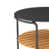 Ronde zwarte buitensalontafel van gepoedercoat aluminium met een warme teakhouten onderplank voor een stijlvolle zithoek buiten van sackit