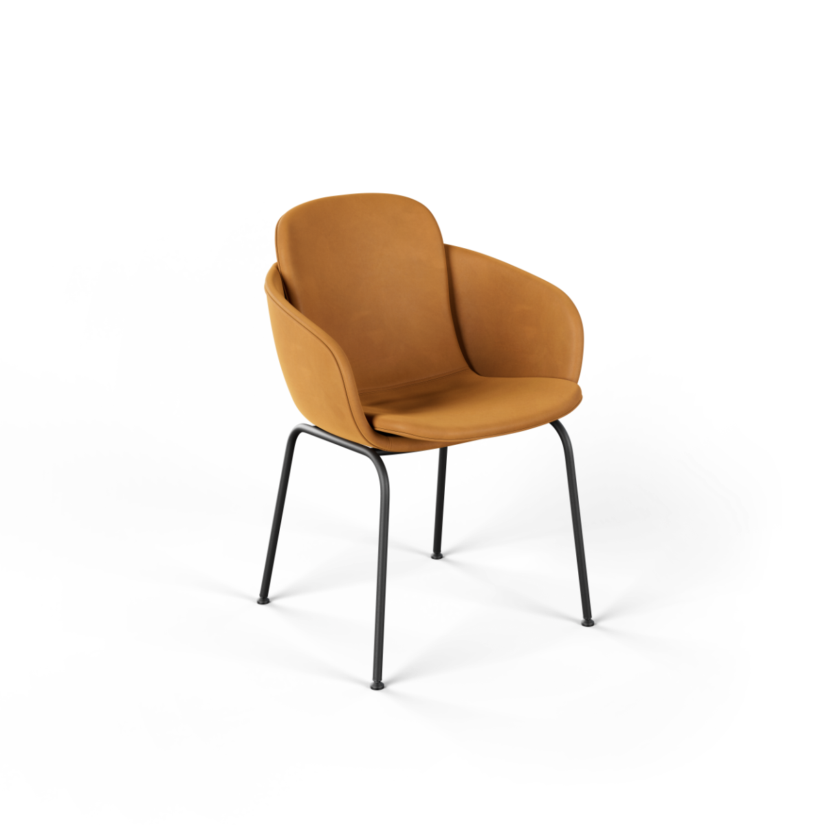 Cognackleurige leren eetkamerstoel Chair no. One S2 van sackit met omarmende zitting en slanke zwarte metalen poten op een grijze ondergrond
