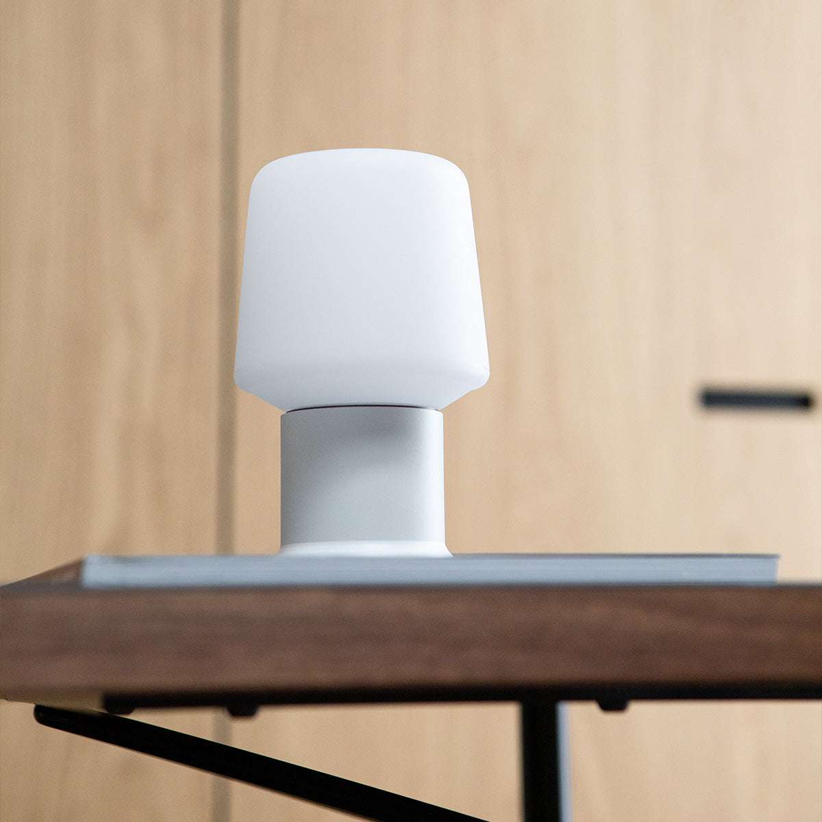Ambience - Lamp Intelligent+ & London base