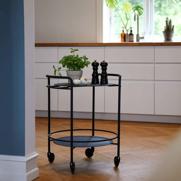 Serving Table
