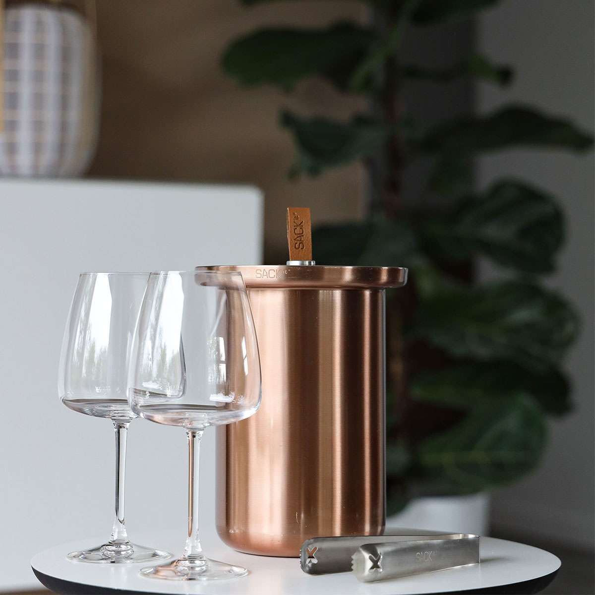 Patio Accessory Stand Ø14 + Wine Cooler