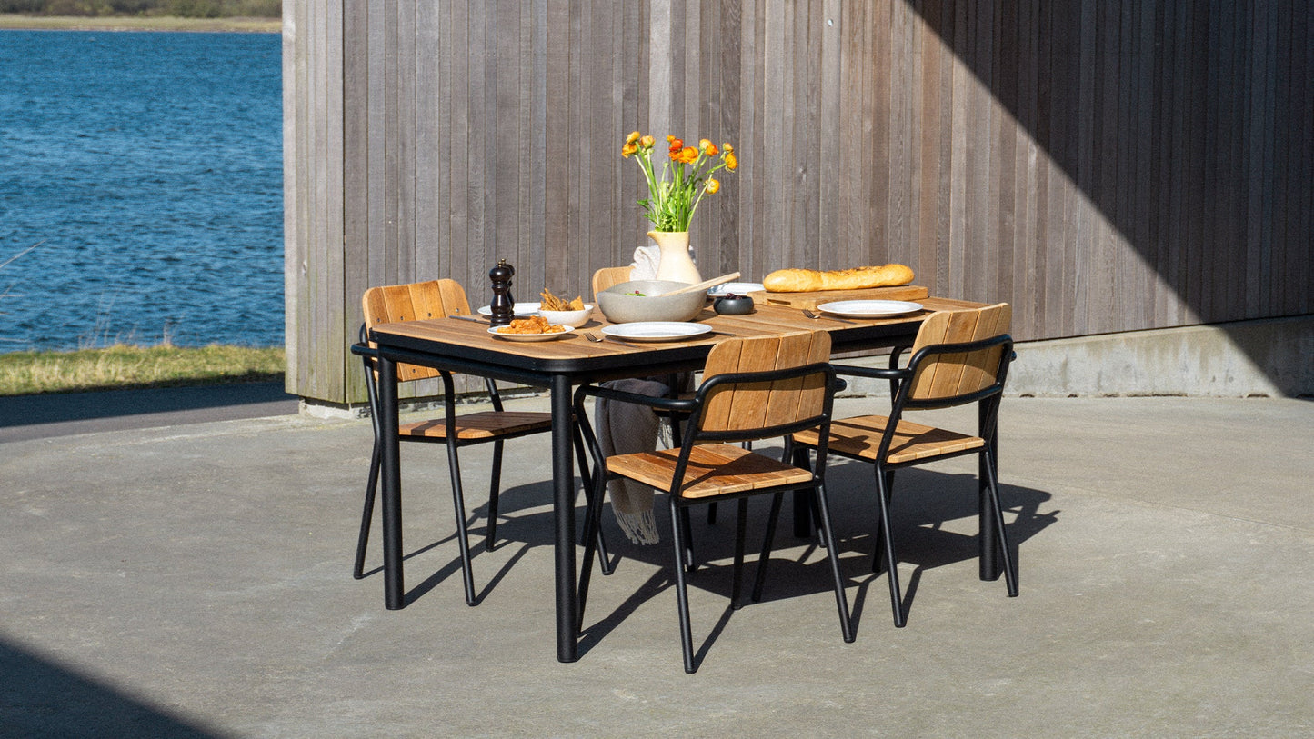 Kirra Dining Table 150x90 - Outdoor eettafel voor 4 personen van teak en aluminium