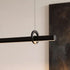 Ease 180 hanglamp boven de eettafel in zwart van sackit binnen bij natuurlijk licht