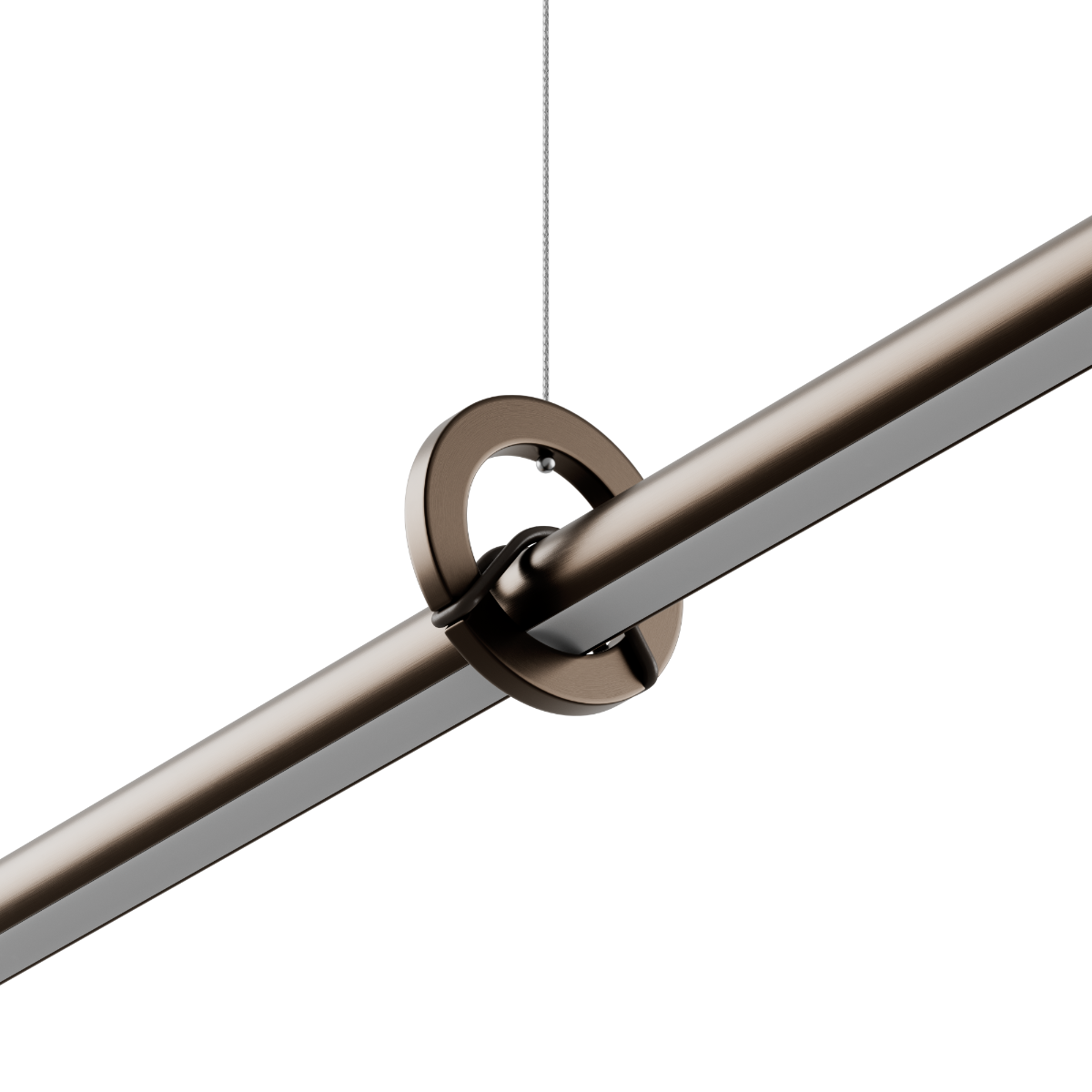 Ease 180 hanglamp boven de eettafel in brons van sackit tegen een neutrale achtergrond