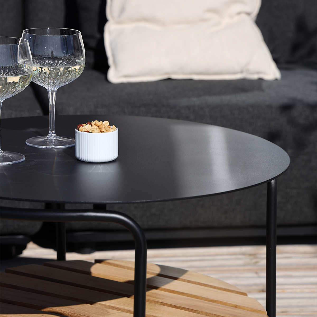 Patio Sofa Table - Ø70