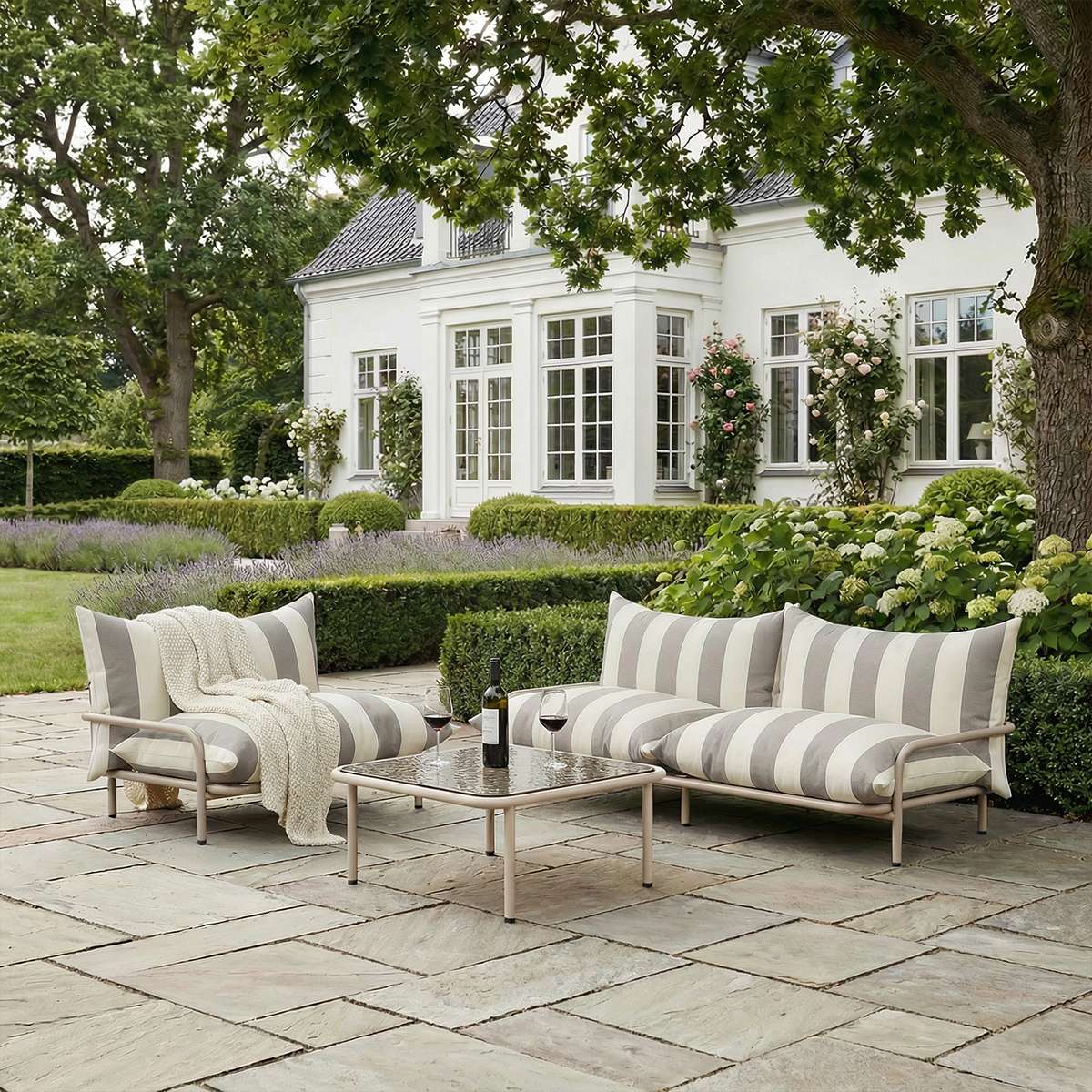 Mollis Lounge Sofa 2 Seater